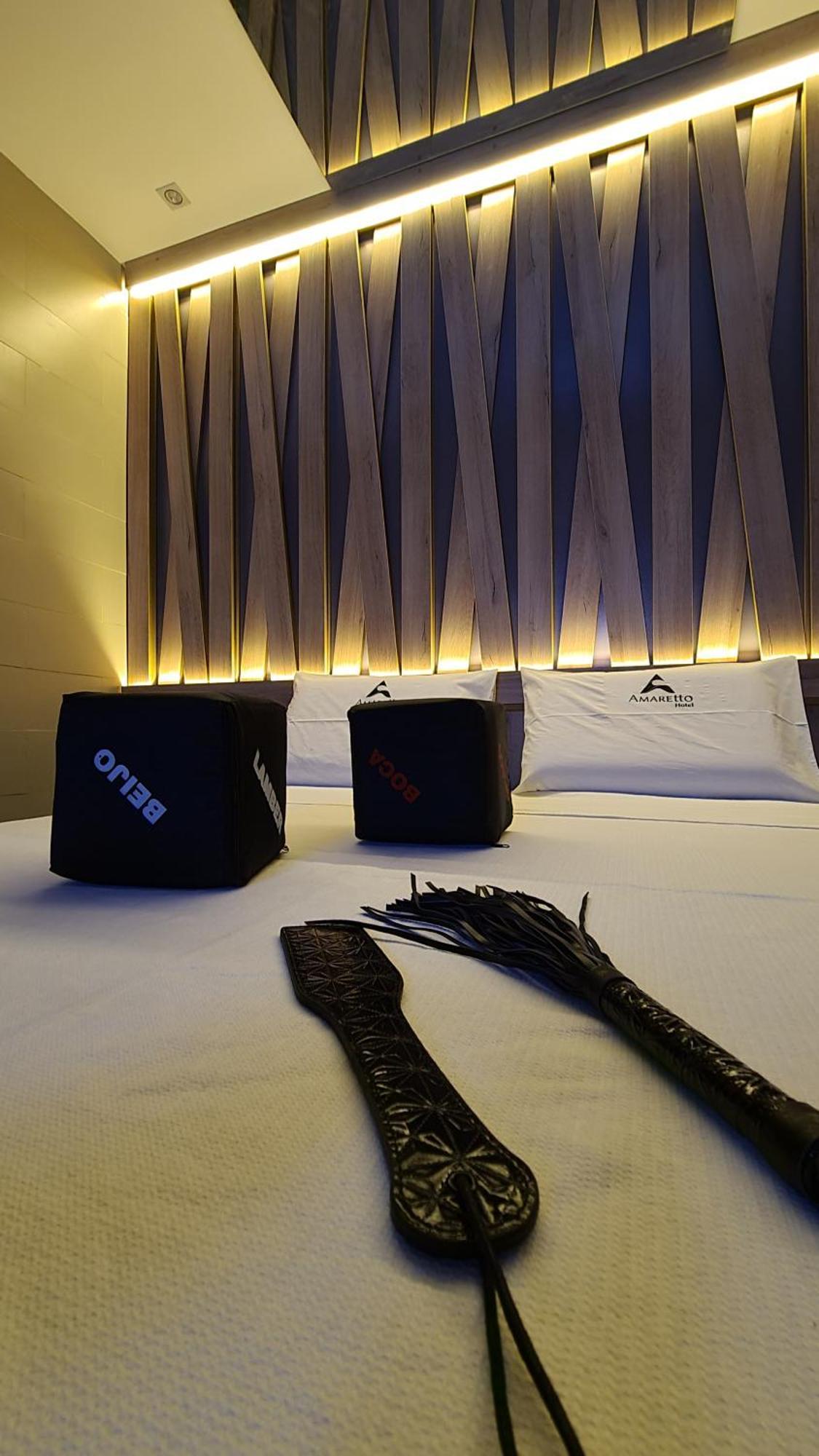 Amaretto Motel - Adults Only Арковерді Екстер'єр фото
